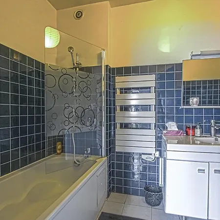Hébergement de vacances Large Seafront Family Home *