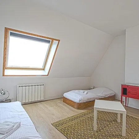 Hébergement de vacances Large Seafront Family Home *