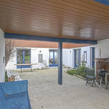 Hébergement de vacances Large Seafront Family Home Grandcamp-Maisy